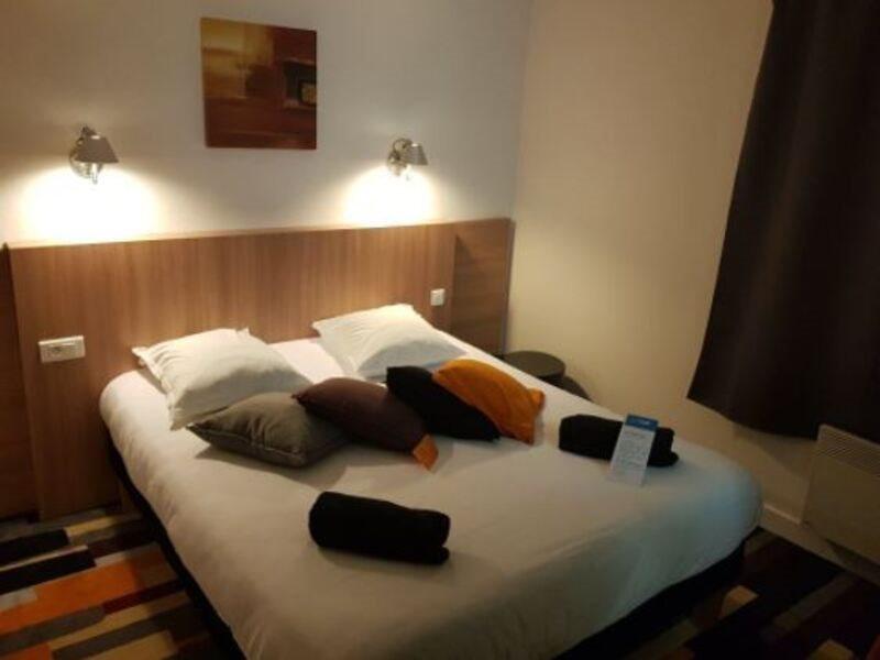 Kyriad Direct Agen Castel Culier Castelculier Bagian luar foto
